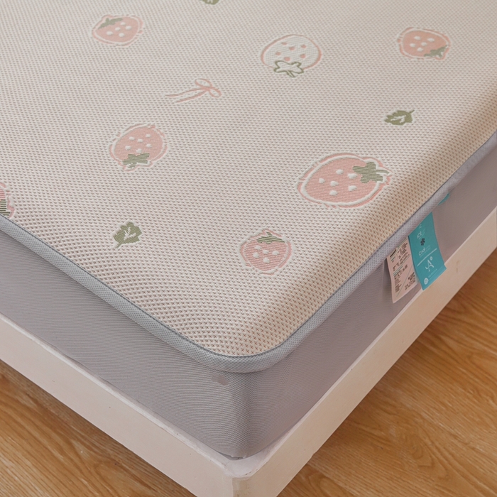 91家纺网 家纺一手货源 找家纺 凯罗 2026春夏凉豆豆小红书爆款A类乙纶PE凉豆豆床笠款可水洗床笠 波点草莓-粉