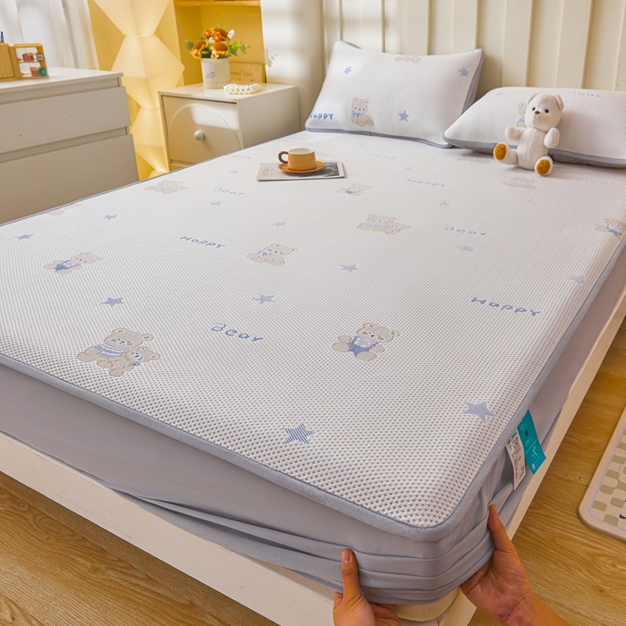 91家纺网 家纺一手货源 找家纺 凯罗 2026春夏凉豆豆小红书爆款A类乙纶PE凉豆豆床笠款可水洗床笠 布丁萌萌熊