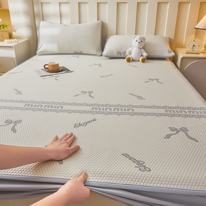 91家纺网 家纺一手货源 找家纺 凯罗 2026春夏凉豆豆小红书爆款A类乙纶PE凉豆豆床笠款可水洗床笠 蝴蝶结