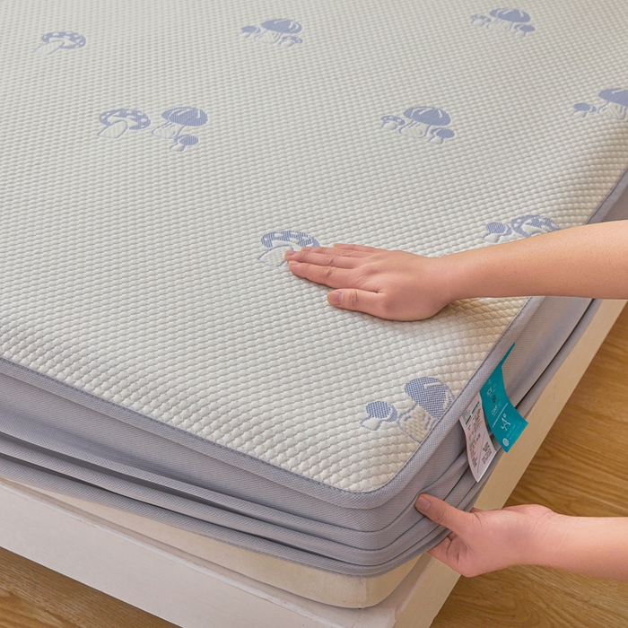 91家纺网 家纺一手货源 找家纺 凯罗 2026春夏凉豆豆小红书爆款A类乙纶PE凉豆豆床笠款可水洗床笠 蘑菇屋-蓝