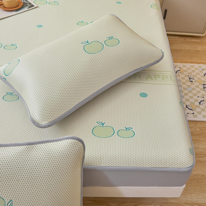 91家纺网 家纺一手货源 找家纺 凯罗 2026春夏凉豆豆小红书爆款A类乙纶PE凉豆豆床笠款可水洗床笠 青苹果乐园