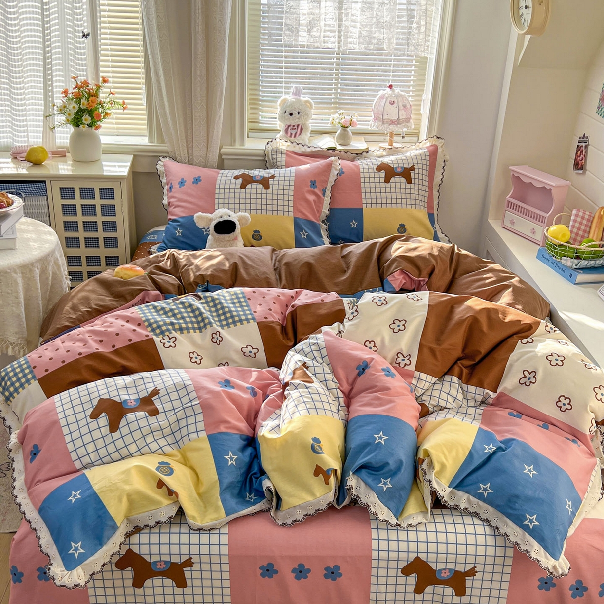 91家纺网 家纺一手货源 找家纺 希诺家居 2026新款费尔岛风全棉纯棉韩式小清新花边四件套 可可布丁马