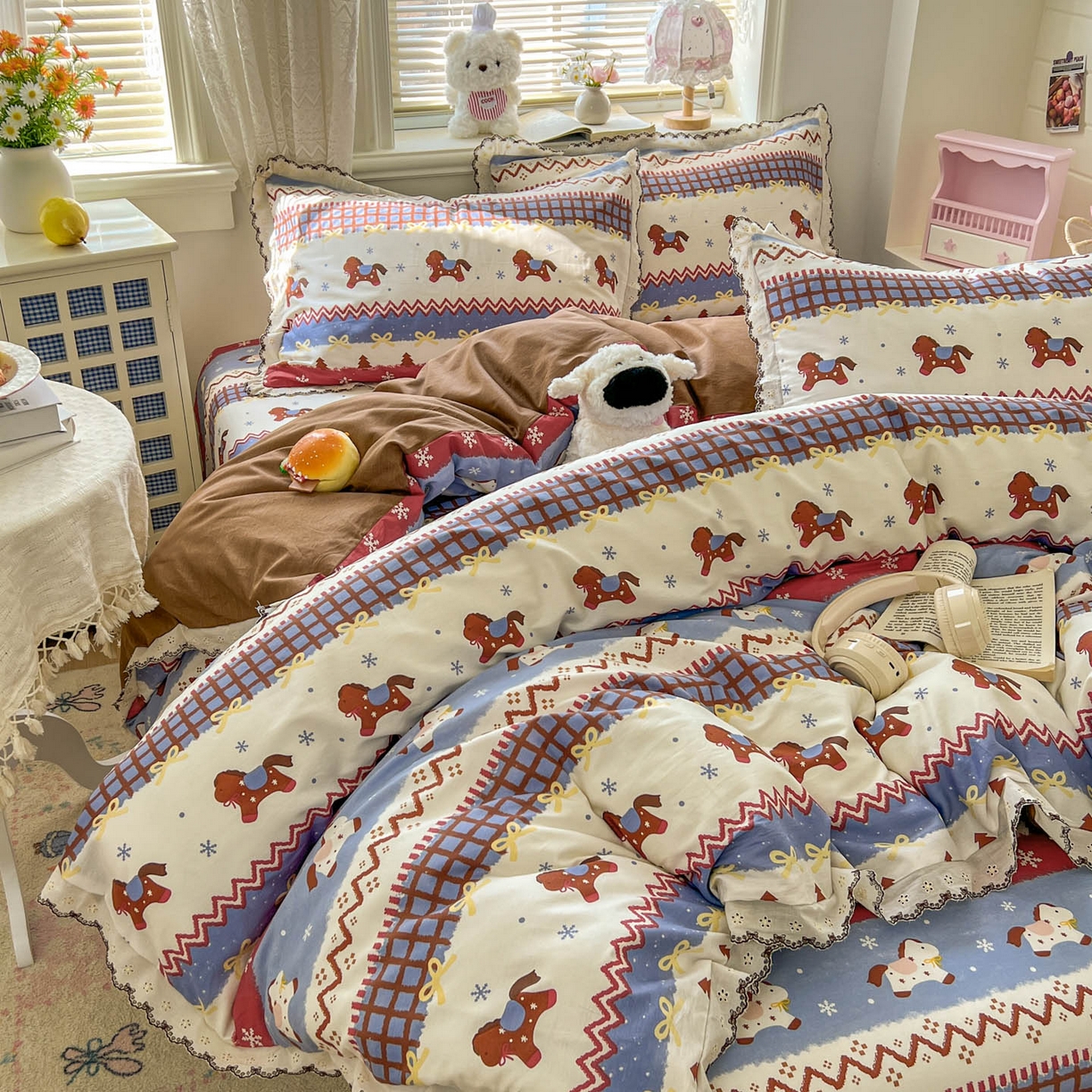 91家纺网 家纺一手货源 找家纺 希诺家居 2026新款费尔岛风全棉纯棉韩式小清新花边四件套 费尔岛梦幻小马