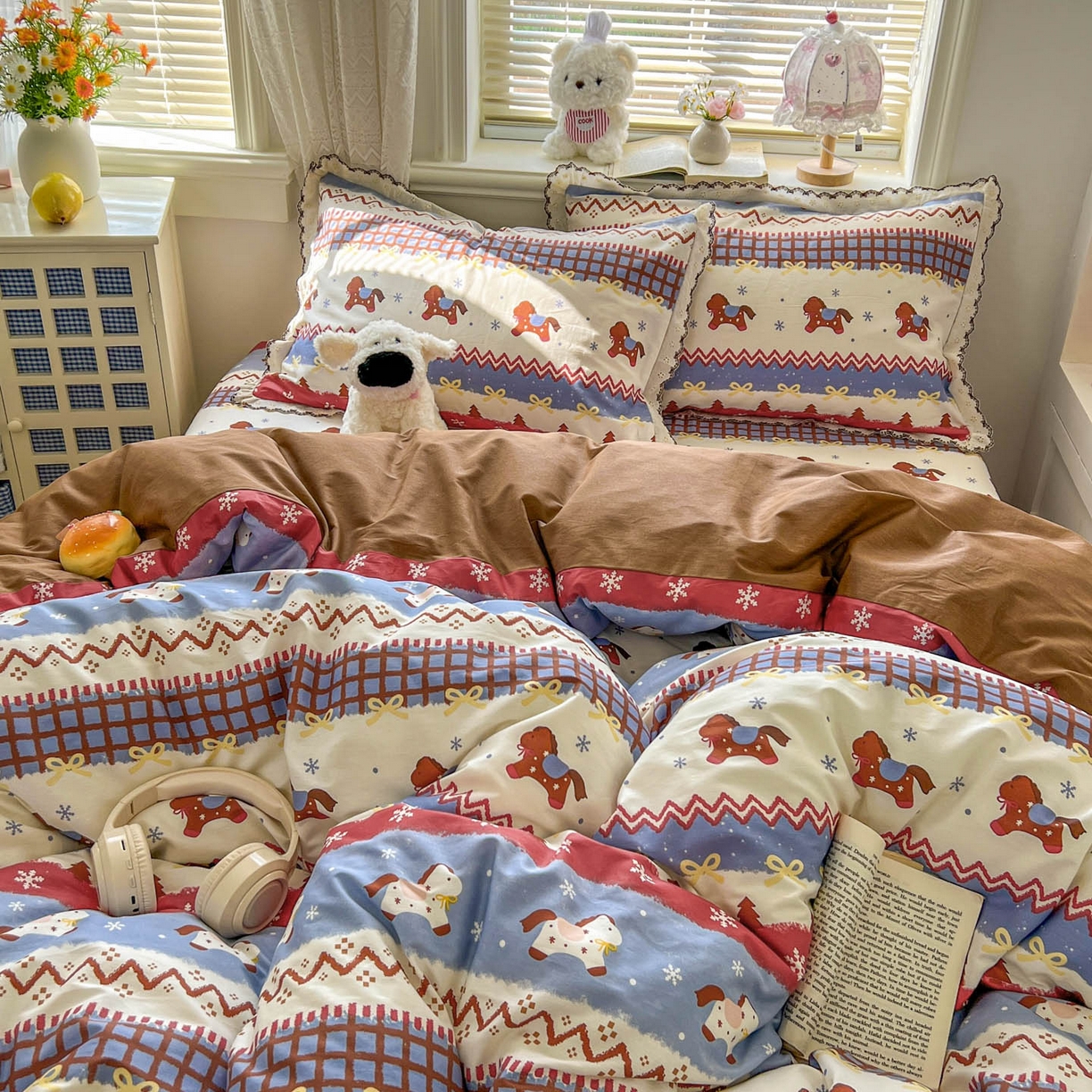 91家纺网 家纺一手货源 找家纺 希诺家居 2026新款费尔岛风全棉纯棉韩式小清新花边四件套 费尔岛梦幻小马