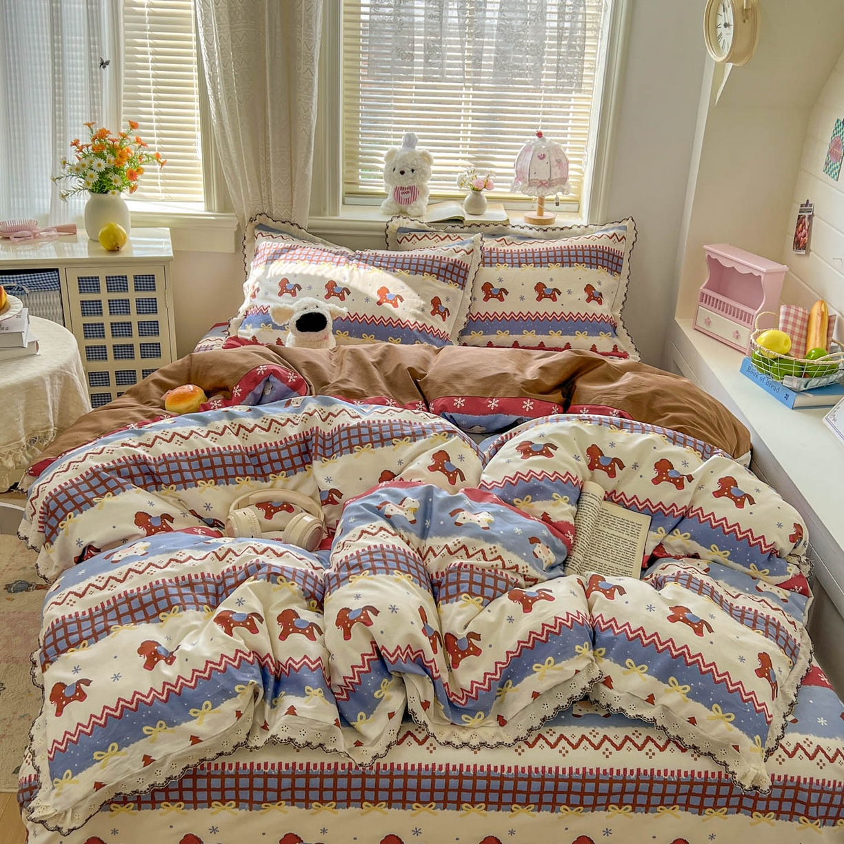 91家纺网 家纺一手货源 找家纺 希诺家居 2026新款费尔岛风全棉纯棉韩式小清新花边四件套 费尔岛梦幻小马