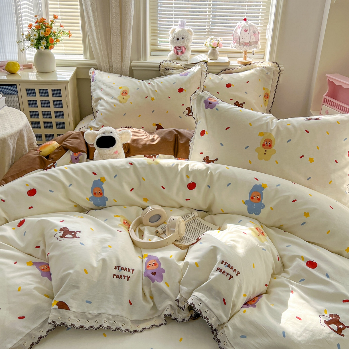 91家纺网 家纺一手货源 找家纺 希诺家居 2026新款费尔岛风全棉纯棉韩式小清新花边四件套 萌萌星宝宝