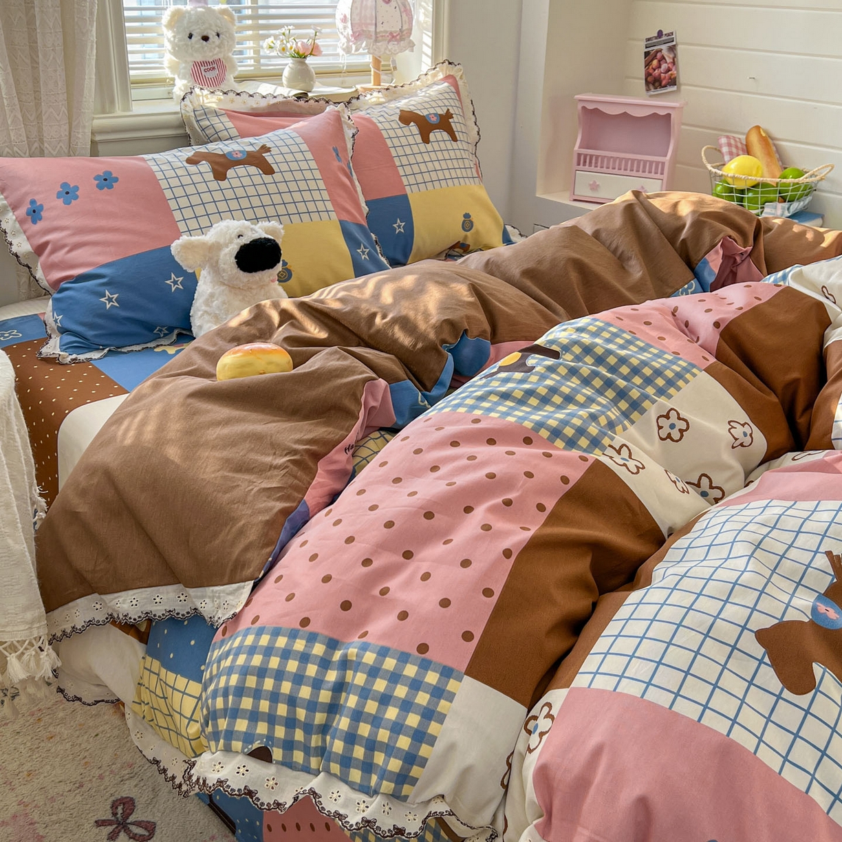 91家纺网 家纺一手货源 找家纺 希诺家居 2026新款费尔岛风全棉纯棉韩式小清新花边四件套 可可布丁马