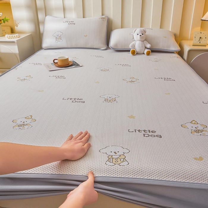 91家纺网 家纺一手货源 找家纺 凯罗 2026春夏凉豆豆小红书爆款A类乙纶PE凉豆豆床笠款可水洗床笠 淘气笨笨狗