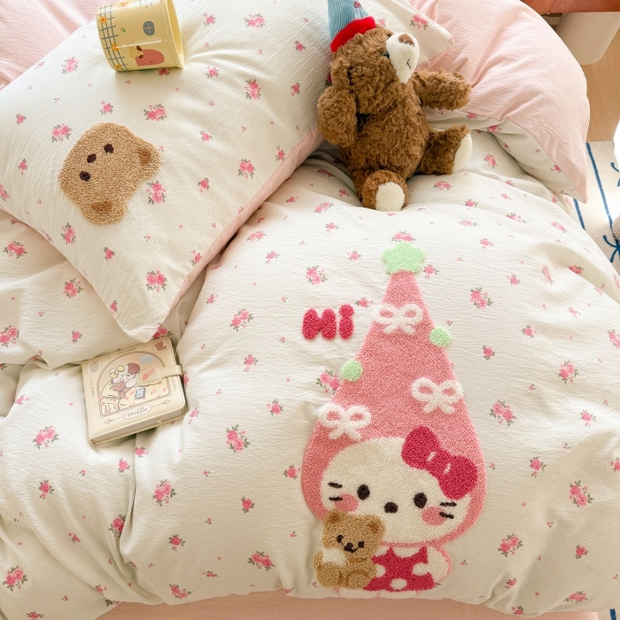 91家纺网 家纺一手货源 找家纺 艾特你 2026新款针织提花双层纱可爱毛巾绣四件套 春日小猫