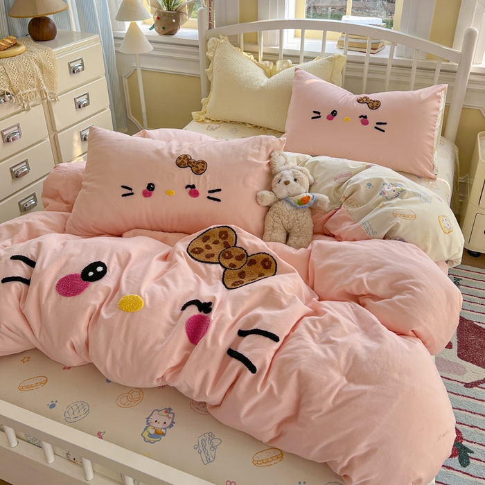 91家纺网 家纺一手货源 找家纺 （总）颜选 2026春夏新款卡通款水洗棉毛巾绣四件套-凯蒂猫