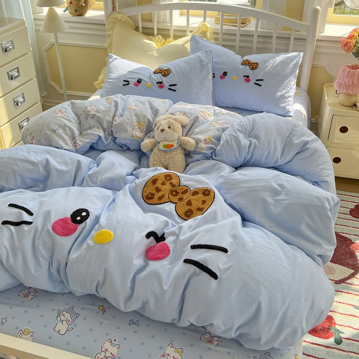 91家纺网 家纺一手货源 找家纺 颜选 2026春夏新款卡通款水洗棉毛巾绣四件套-凯蒂猫 凯蒂猫-天蓝