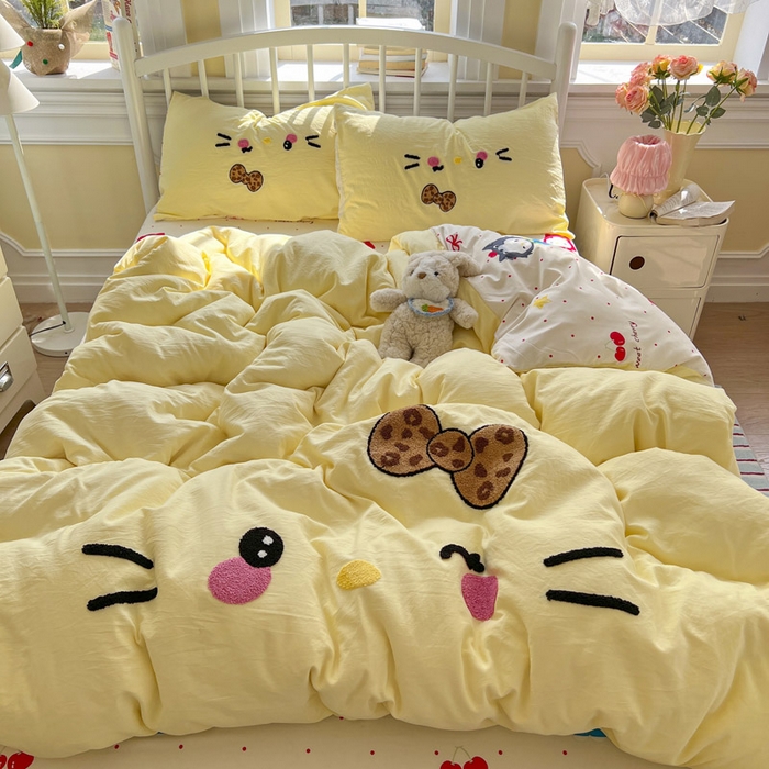 91家纺网 家纺一手货源 找家纺 颜选 2026春夏新款卡通款水洗棉毛巾绣四件套-凯蒂猫 凯蒂猫-甜桔