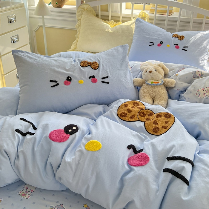 91家纺网 家纺一手货源 找家纺 颜选 2026春夏新款卡通款水洗棉毛巾绣四件套-凯蒂猫 凯蒂猫-天蓝