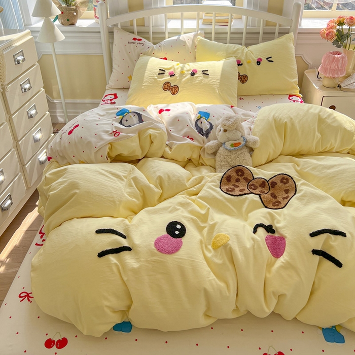 91家纺网 家纺一手货源 找家纺 颜选 2026春夏新款卡通款水洗棉毛巾绣四件套-凯蒂猫 凯蒂猫-甜桔