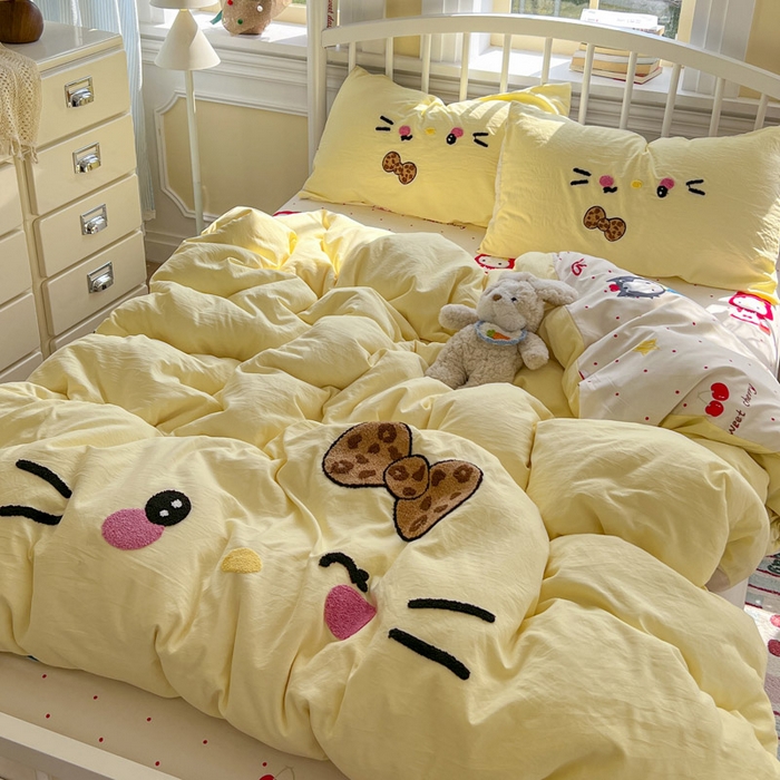 91家纺网 家纺一手货源 找家纺 颜选 2026春夏新款卡通款水洗棉毛巾绣四件套-凯蒂猫 凯蒂猫-甜桔