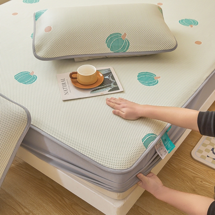 91家纺网 家纺一手货源 找家纺 凯罗 2026春夏凉豆豆小红书爆款A类乙纶PE凉豆豆床笠款可水洗床笠 小南瓜-绿