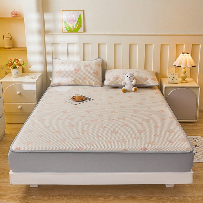 91家纺网 家纺一手货源 找家纺 凯罗 2026春夏凉豆豆小红书爆款A类乙纶PE凉豆豆床笠款可水洗床笠 圆点米奇-粉