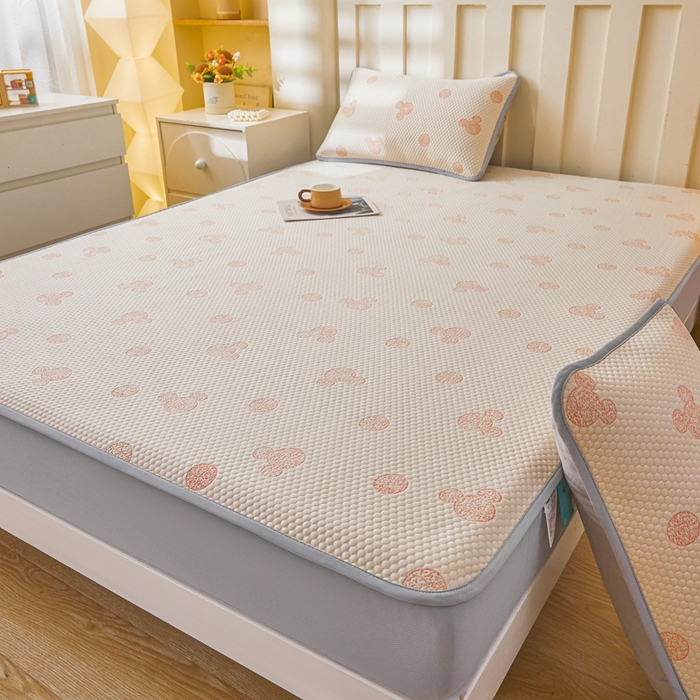 91家纺网 家纺一手货源 找家纺 凯罗 2026春夏凉豆豆小红书爆款A类乙纶PE凉豆豆床笠款可水洗床笠 圆点米奇-粉