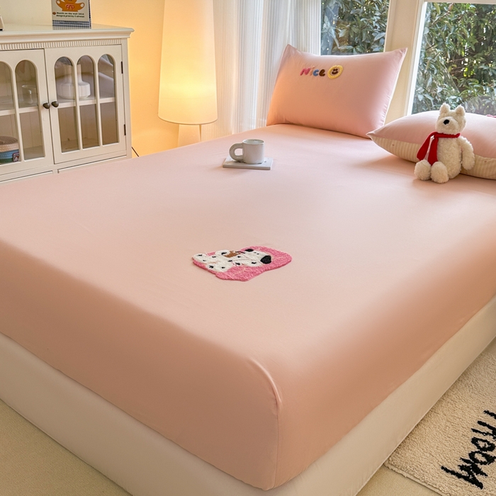 91家纺网 家纺一手货源 找家纺 布柔 2026新款纯棉全棉纯棉床笠纯色绣花卡通床笠床垫保护套罩 奶油粉