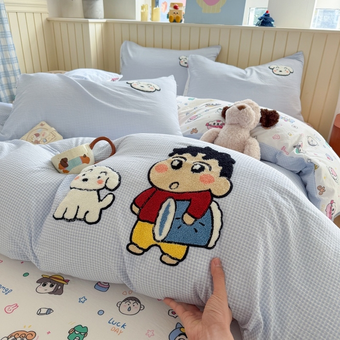 91家纺网 家纺一手货源 找家纺 艾特你 2026新款针织提花双层纱可爱毛巾绣四件套 欢乐伙伴-蓝