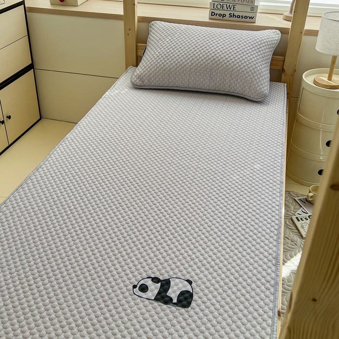 91家纺网 家纺一手货源 找家纺 宅部落 2026春夏新款学生宿舍凉感豆豆凉席席子 豆豆席-大熊猫灰