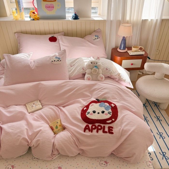 91家纺网 家纺一手货源 找家纺 艾特你 2026新款针织提花双层纱可爱毛巾绣四件套 糖果猫咪