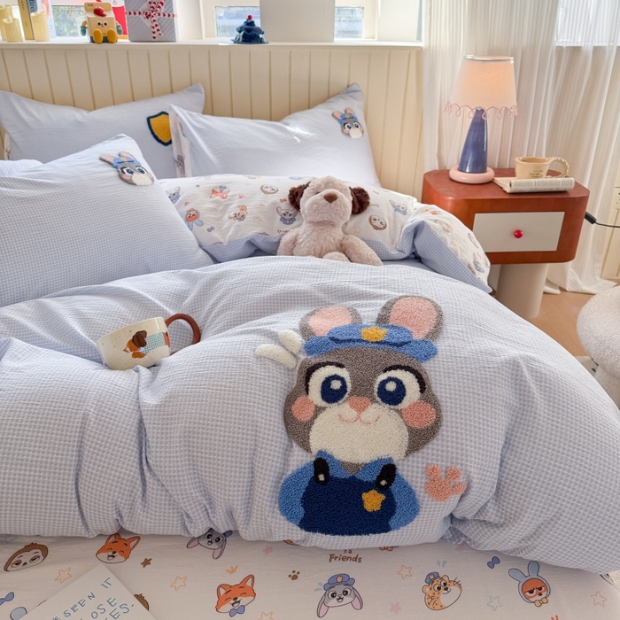 91家纺网 家纺一手货源 找家纺 艾特你 2026新款针织提花双层纱可爱毛巾绣四件套 兔八哥