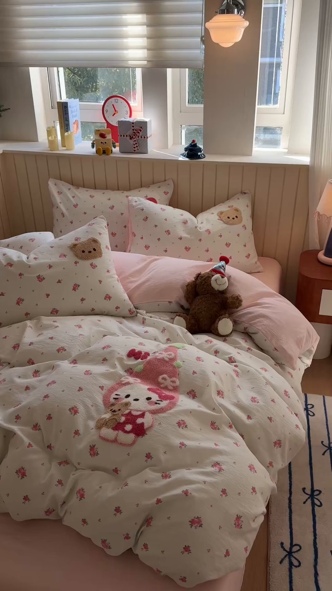 91家纺网 家纺一手货源 找家纺 艾特你 2026新款针织提花双层纱可爱毛巾绣四件套 春日小猫