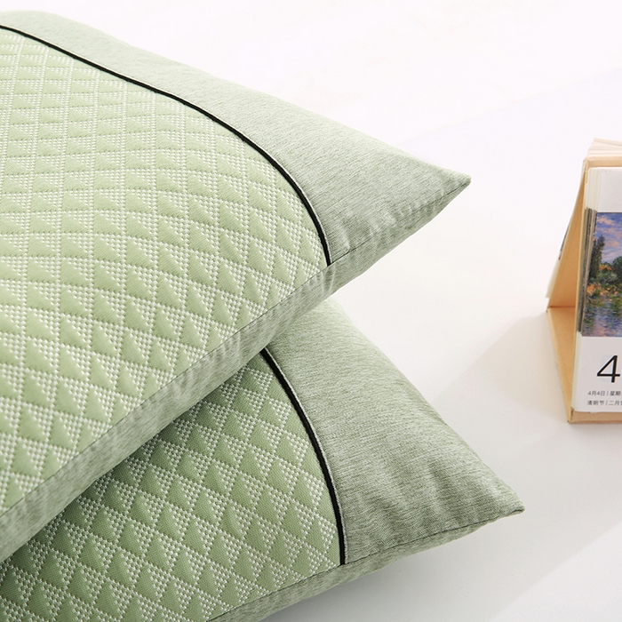 91家纺网 家纺一手货源 找家纺 小牛席业 2026新款7D小三角按摩-冷感豆豆【荞麦枕】夏凉枕夏凉枕夏天凉枕头竹枕头冰丝枕套藤枕头冰藤枕记忆枕 7D小三角按摩-冷感豆豆【荞麦枕】（绿色）