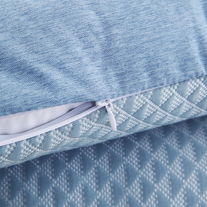 91家纺网 家纺一手货源 找家纺 小牛席业 2026新款7D小三角按摩-冷感豆豆【荞麦枕】夏凉枕夏凉枕夏天凉枕头竹枕头冰丝枕套藤枕头冰藤枕记忆枕 7D小三角按摩-冷感豆豆【荞麦枕】（蓝色）