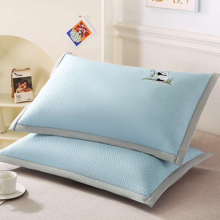 91家纺网 家纺一手货源 找家纺 小牛席业 2026新款爱家熊猫冷感豆豆夏凉枕套系列凉枕套凉枕套冰丝枕套藤枕套冰藤枕套冰丝枕套竹枕套凉席枕套豆豆 蓝色