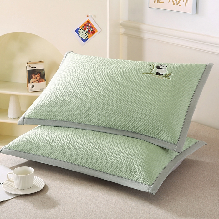 91家纺网 家纺一手货源 找家纺 小牛席业 2026新款爱家熊猫冷感豆豆夏凉枕套系列凉枕套凉枕套冰丝枕套藤枕套冰藤枕套冰丝枕套竹枕套凉席枕套豆豆 绿色