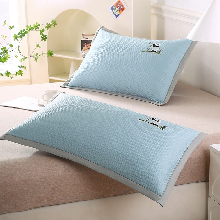 91家纺网 家纺一手货源 找家纺 小牛席业 2026新款爱家熊猫冷感豆豆夏凉枕套系列凉枕套凉枕套冰丝枕套藤枕套冰藤枕套冰丝枕套竹枕套凉席枕套豆豆 蓝色