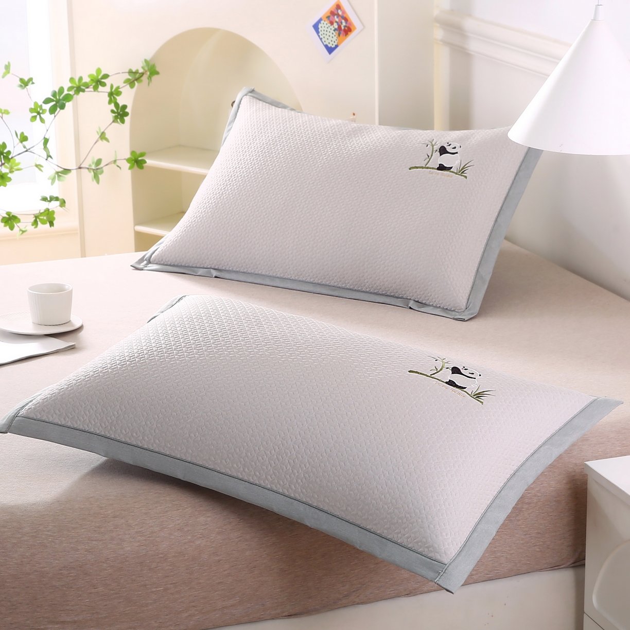 91家纺网 家纺一手货源 找家纺 小牛席业 2026新款爱家熊猫冷感豆豆夏凉枕套系列凉枕套凉枕套冰丝枕套藤枕套冰藤枕套冰丝枕套竹枕套凉席枕套豆豆 米色