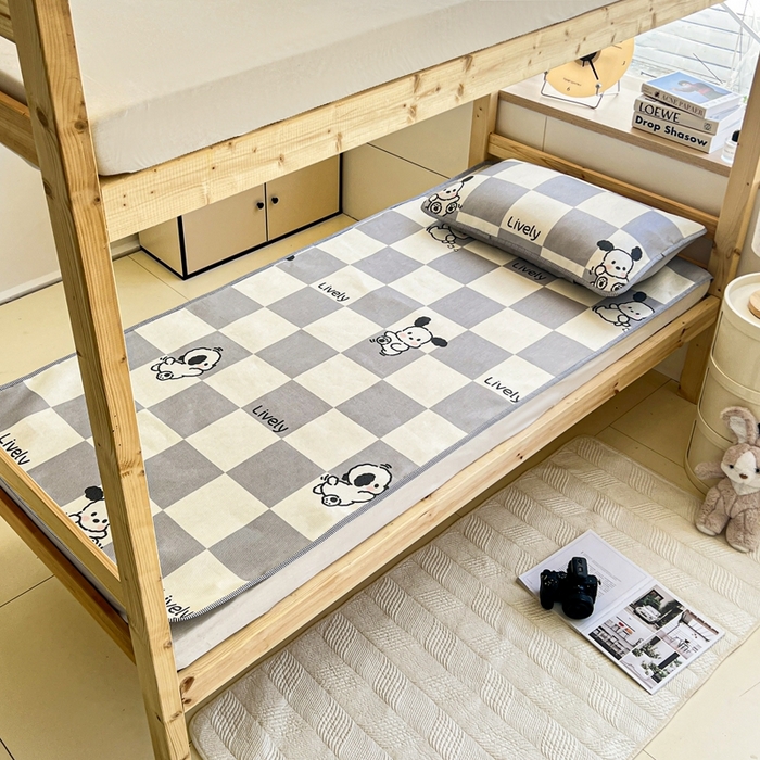 91家纺网 家纺一手货源 找家纺 宅部落 2026新款学生冰丝席单人宿舍席子凉席 乐活汪汪