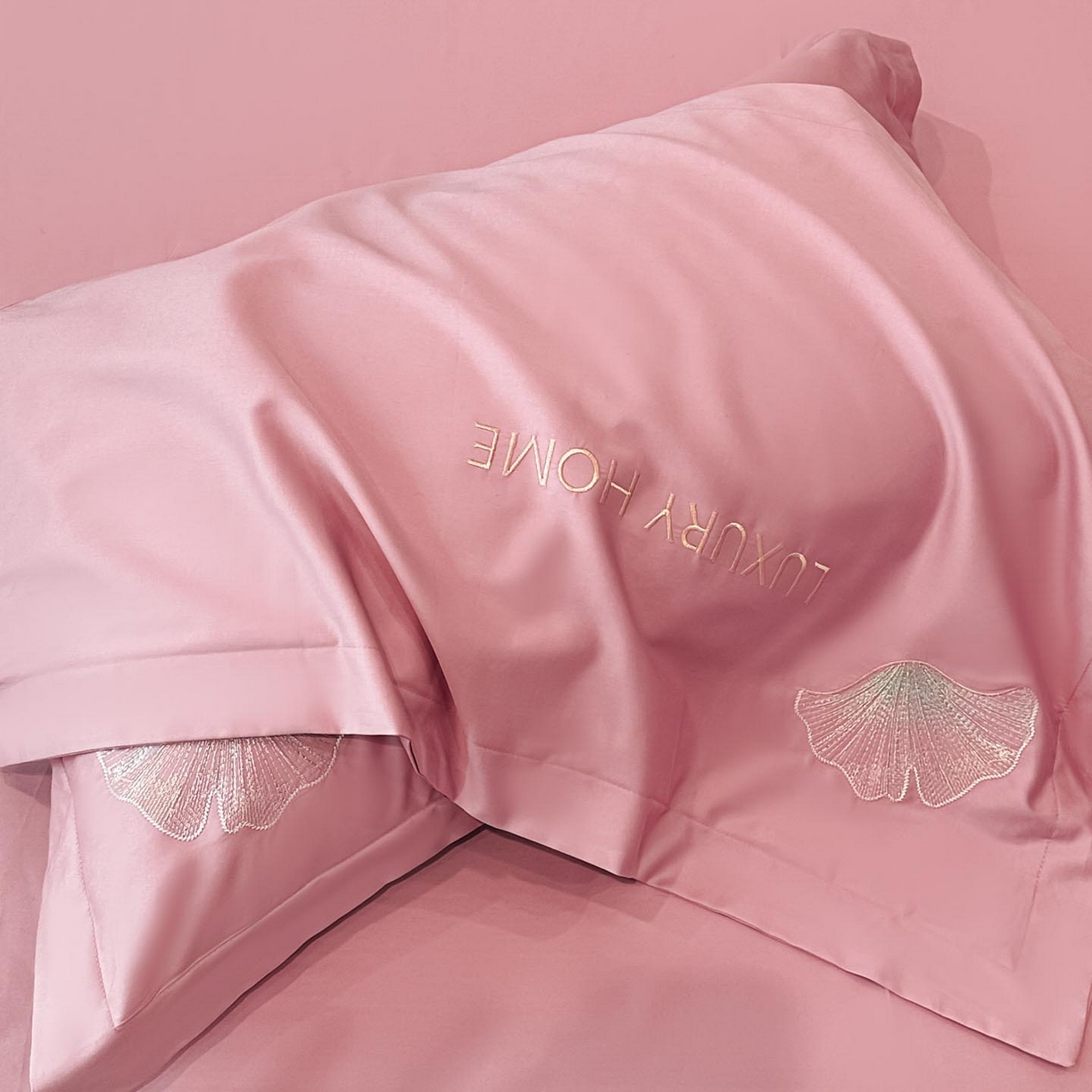 91家纺网 家纺一手货源 找家纺 （总）润锦云 2026新款A类全棉纯棉刺绣四件套-花漾