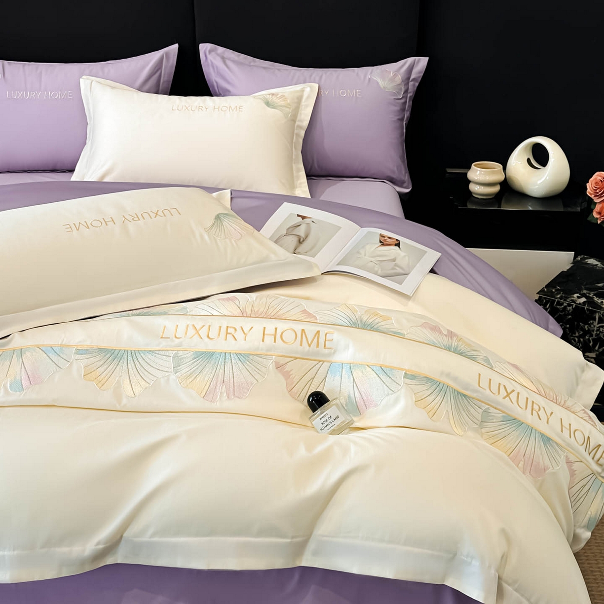 91家纺网 家纺一手货源 找家纺 润锦云 2026新款A类全棉纯棉刺绣四件套-花漾 花漾-云母白+梦幻紫