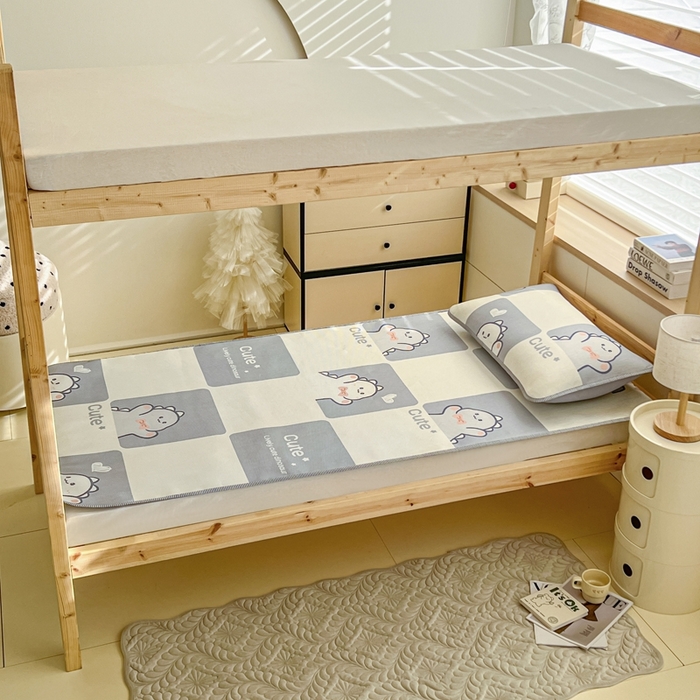 91家纺网 家纺一手货源 找家纺 宅部落 2026新款学生冰丝席单人宿舍席子凉席 小恐龙