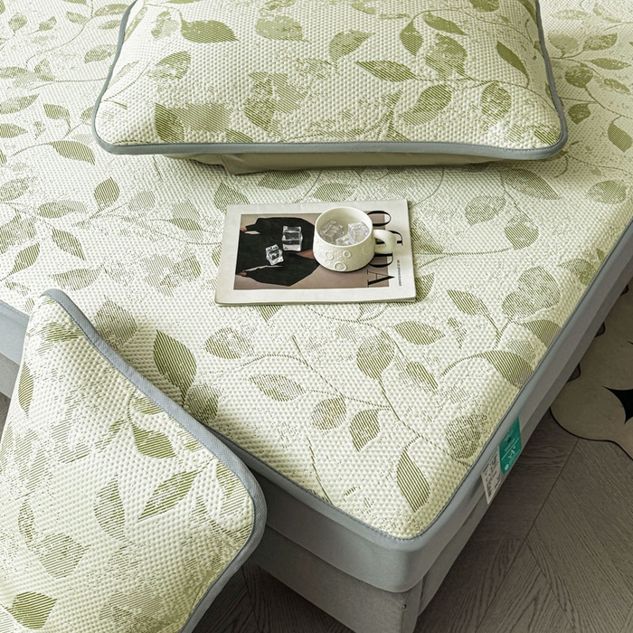 91家纺网 家纺一手货源 找家纺 凯罗 2026新款凉豆豆简约时尚风凉感豆豆凉席床席床笠-床笠款 夏叶-碧绿