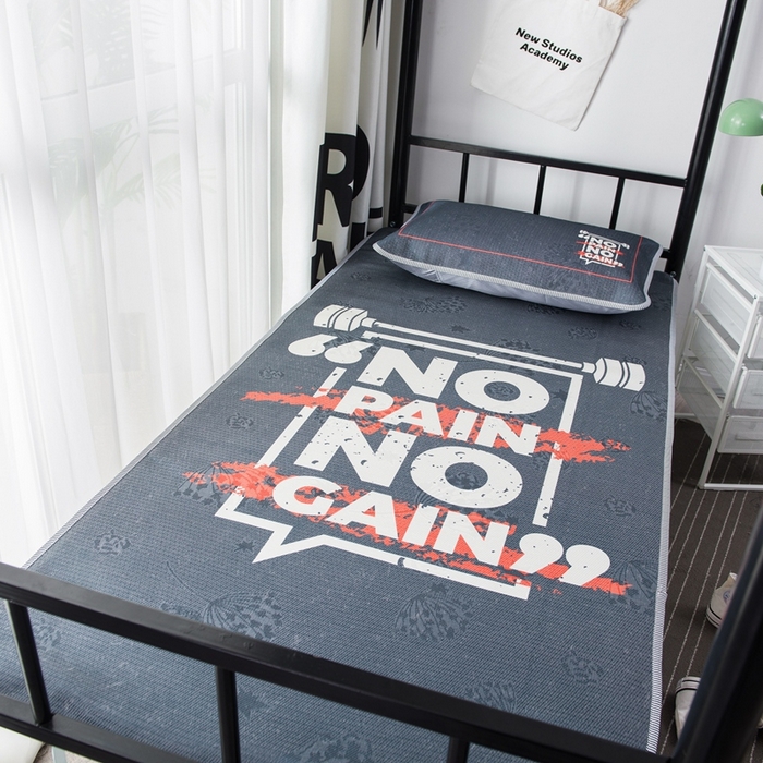 91家纺网 家纺一手货源 找家纺 宅部落 2026新款学生冰丝席单人宿舍席子凉席 勇气