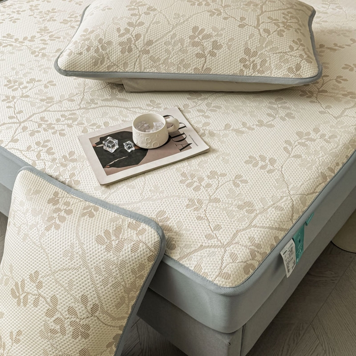 91家纺网 家纺一手货源 找家纺 凯罗 2026新款凉豆豆简约时尚风凉感豆豆凉席床席床笠-床笠款 纤藤集-奶咖