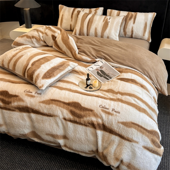 91家纺网 家纺一手货源 找家纺 沐珩家纺 2026新款高克重加厚保暖兔毛绒四件套-美拉德系列 美拉德-拿铁纹