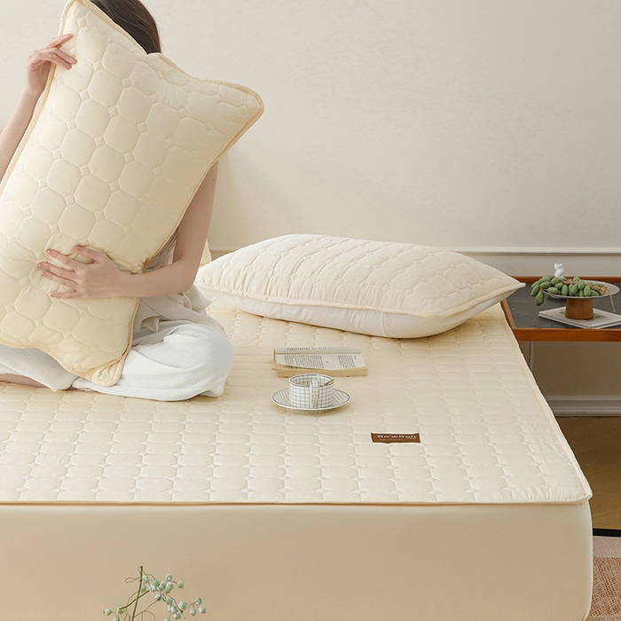 91家纺网 家纺一手货源 找家纺 胜权家纺 2026新款A类雪融丝凉感夹棉床笠可调节松紧活扣凉席 雪融丝-东方黄