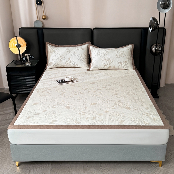 91家纺网 家纺一手货源 找家纺 凯罗 2026新款凉豆豆简约时尚风凉感豆豆凉席床席床笠-床席款 曼塔玫瑰-奶咖