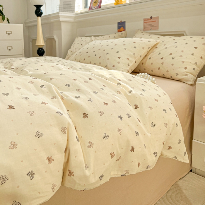 91家纺网 家纺一手货源 找家纺 亿梵家居 2026新款A类母婴级有氧纯棉印花双面全棉双层纱四件套-床拍图蝴蝶结