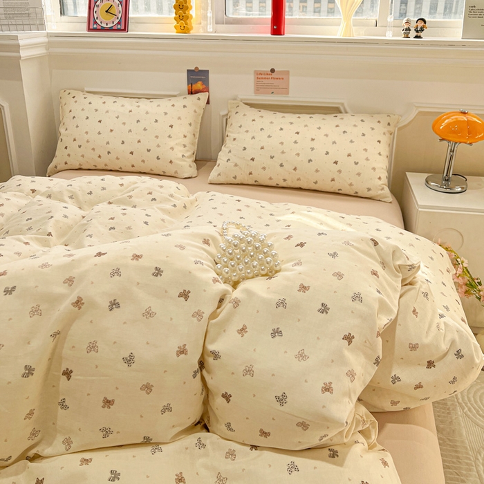 91家纺网 家纺一手货源 找家纺 亿梵家居 2026新款A类母婴级有氧纯棉印花双面全棉双层纱四件套-床拍图蝴蝶结