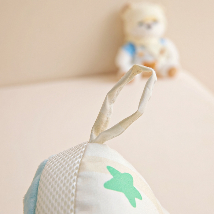 91家纺网 家纺一手货源 找家纺 鱼宝 2026新款A类全棉40S数码印花原创大版卡通豆豆枕枕头枕芯 恐龙小车