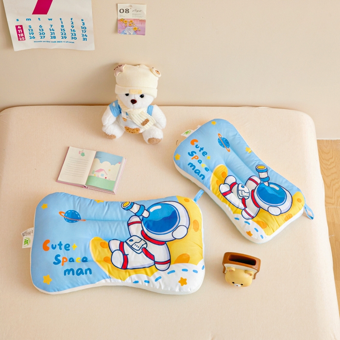 91家纺网 家纺一手货源 找家纺 鱼宝 2026新款A类全棉40S数码印花原创大版卡通豆豆枕枕头枕芯 宇航员