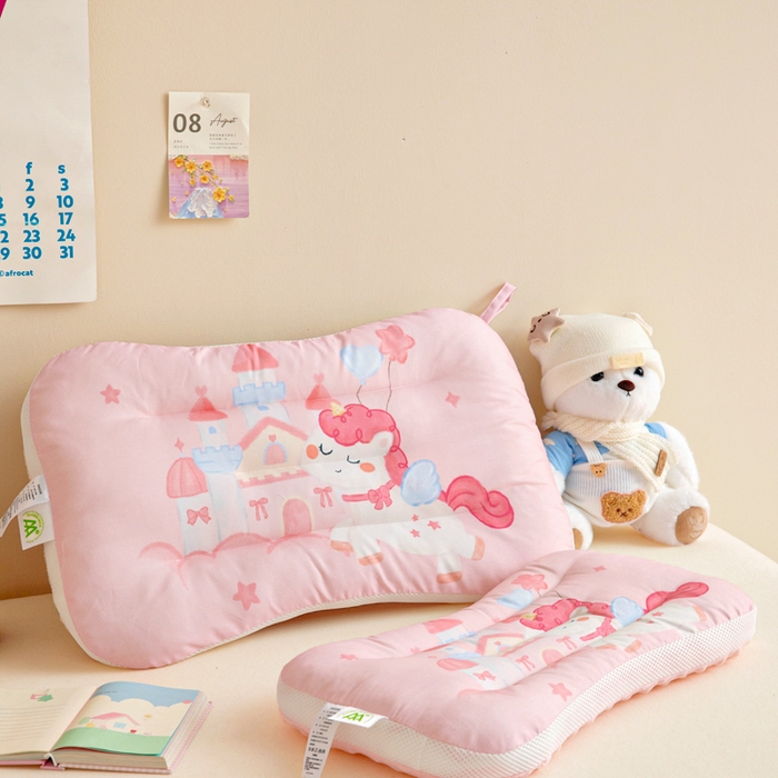 91家纺网 家纺一手货源 找家纺 鱼宝 2026新款A类全棉40S数码印花原创大版卡通豆豆枕枕头枕芯 小马城堡