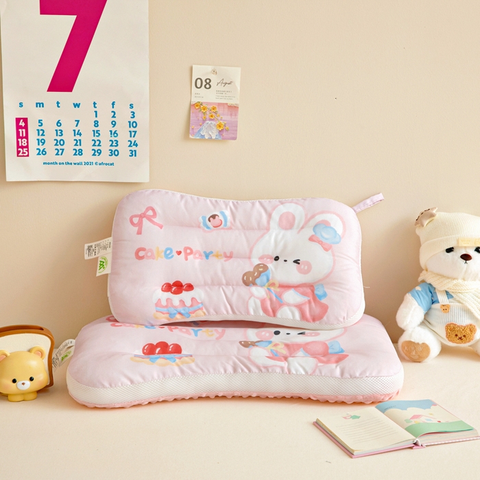 91家纺网 家纺一手货源 找家纺 鱼宝 2026新款A类全棉40S数码印花原创大版卡通豆豆枕枕头枕芯 爱丽丝兔